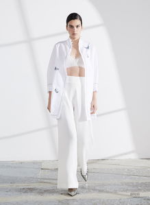 煥然一“裝” 從改變服裝開始，擁抱人生的每一次改版